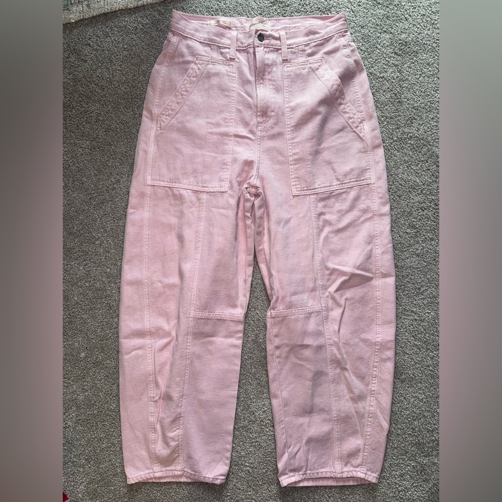 Universal Thread High Rise Barrel Jeans
